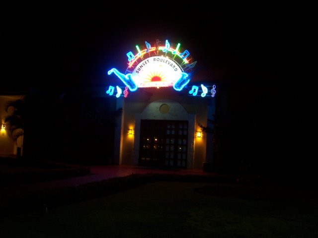 discosunsetboulevard.jpg