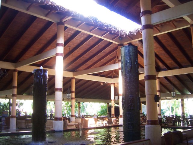 lobbybavaro.jpg