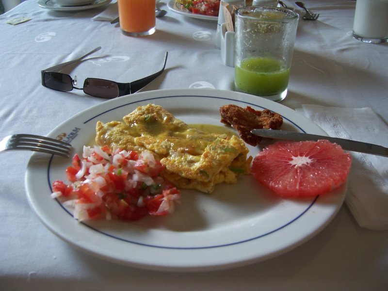 firstbreakfastilovepicodegallo.jpg