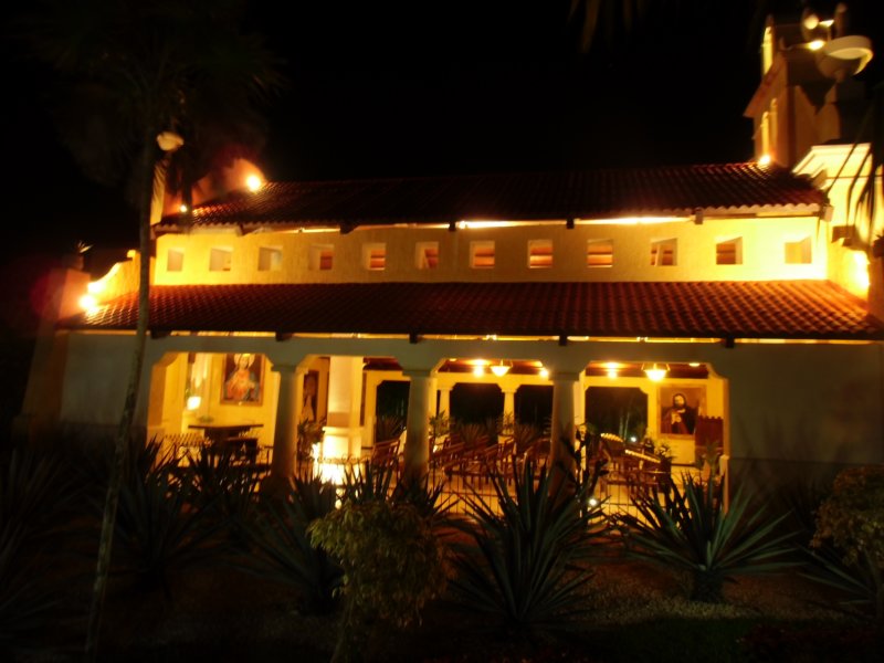 hotelchapel.jpg