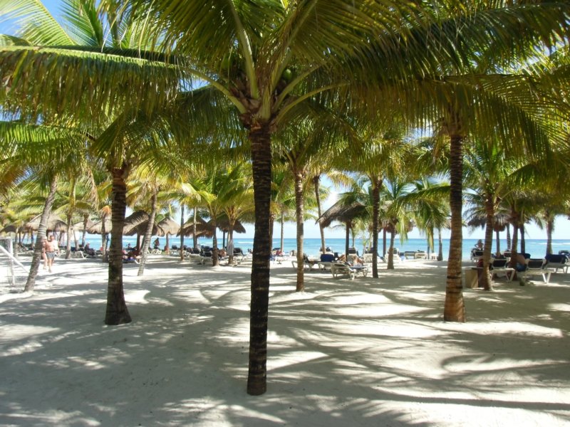 kantenahbeachenoughspace.jpg